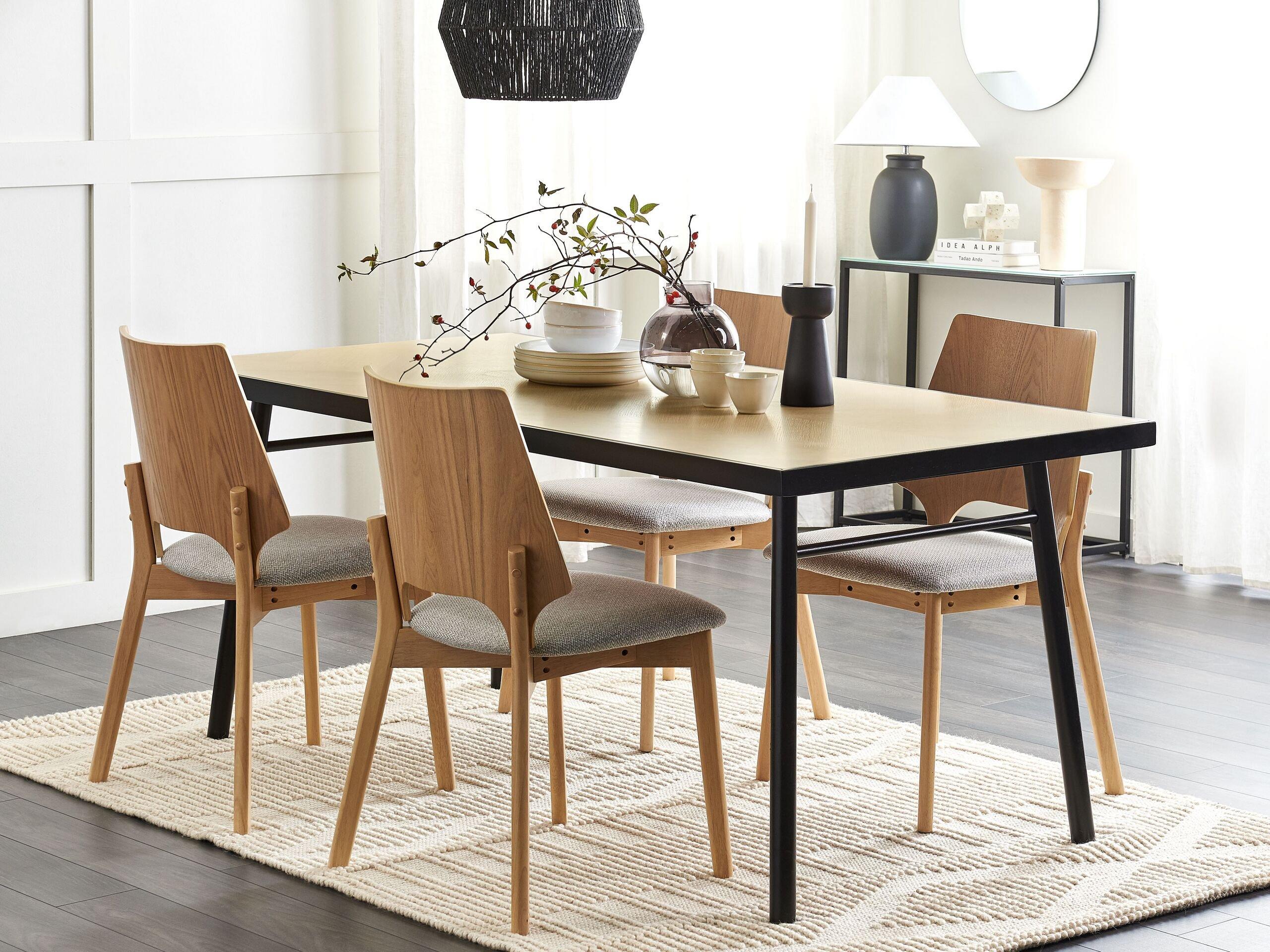 Beliani Table de repas en MDF Traditionnel IVORIE  