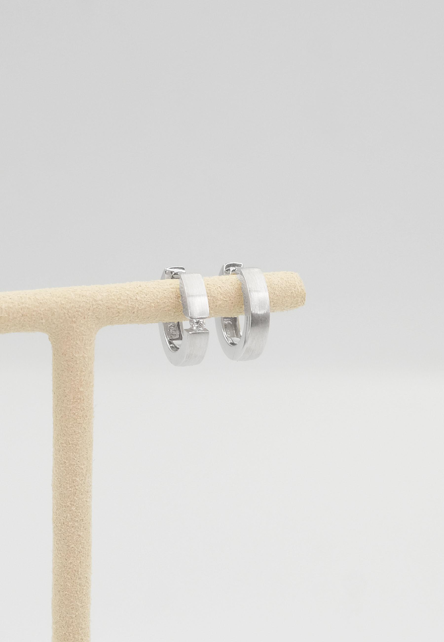 MUAU Schmuck  Creolen Weissgold 750 Diamant 0.05ct. 14mm 