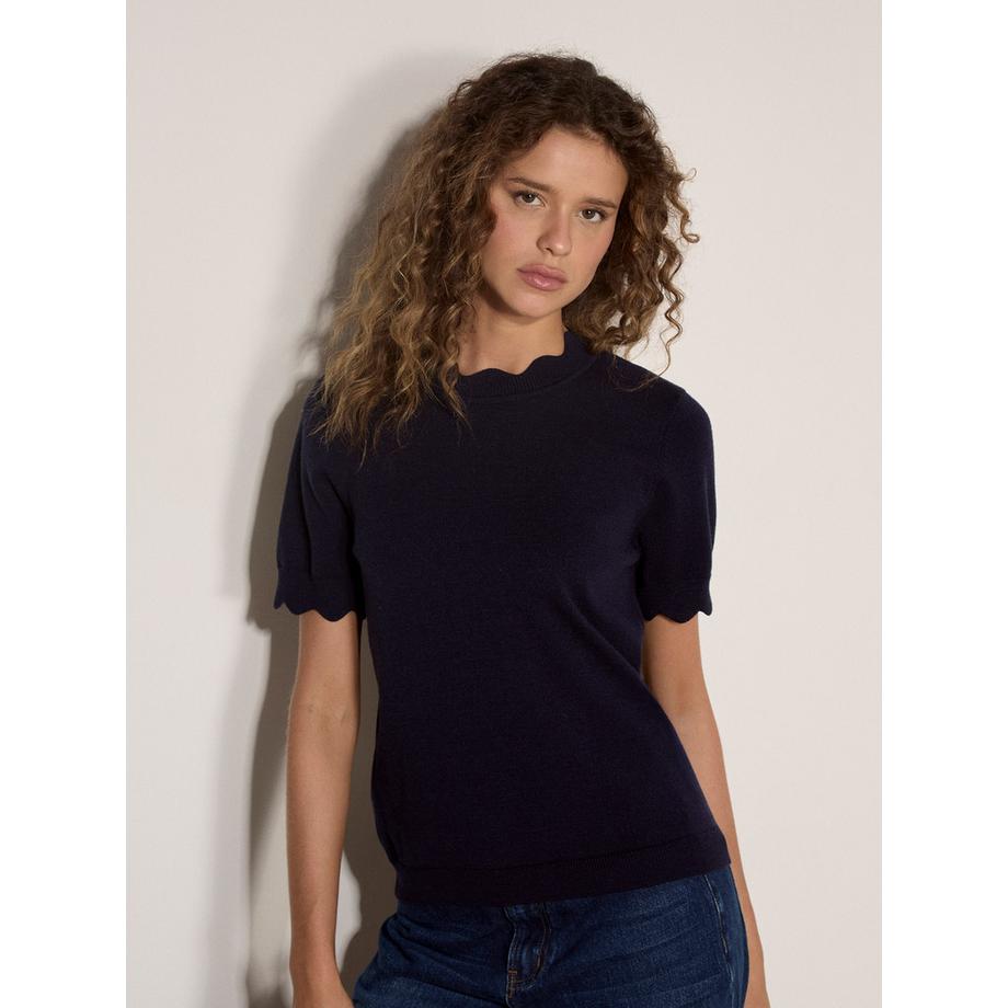 T-shirt en maille festonnée