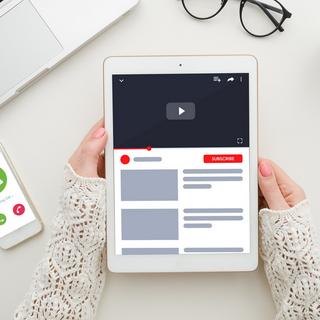 B2X Weißer Eckschreibtisch  