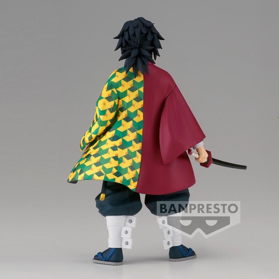 Banpresto  Demon Slayer Kimetsu no Yaiba Giyu Tomioka Figur 17cm 