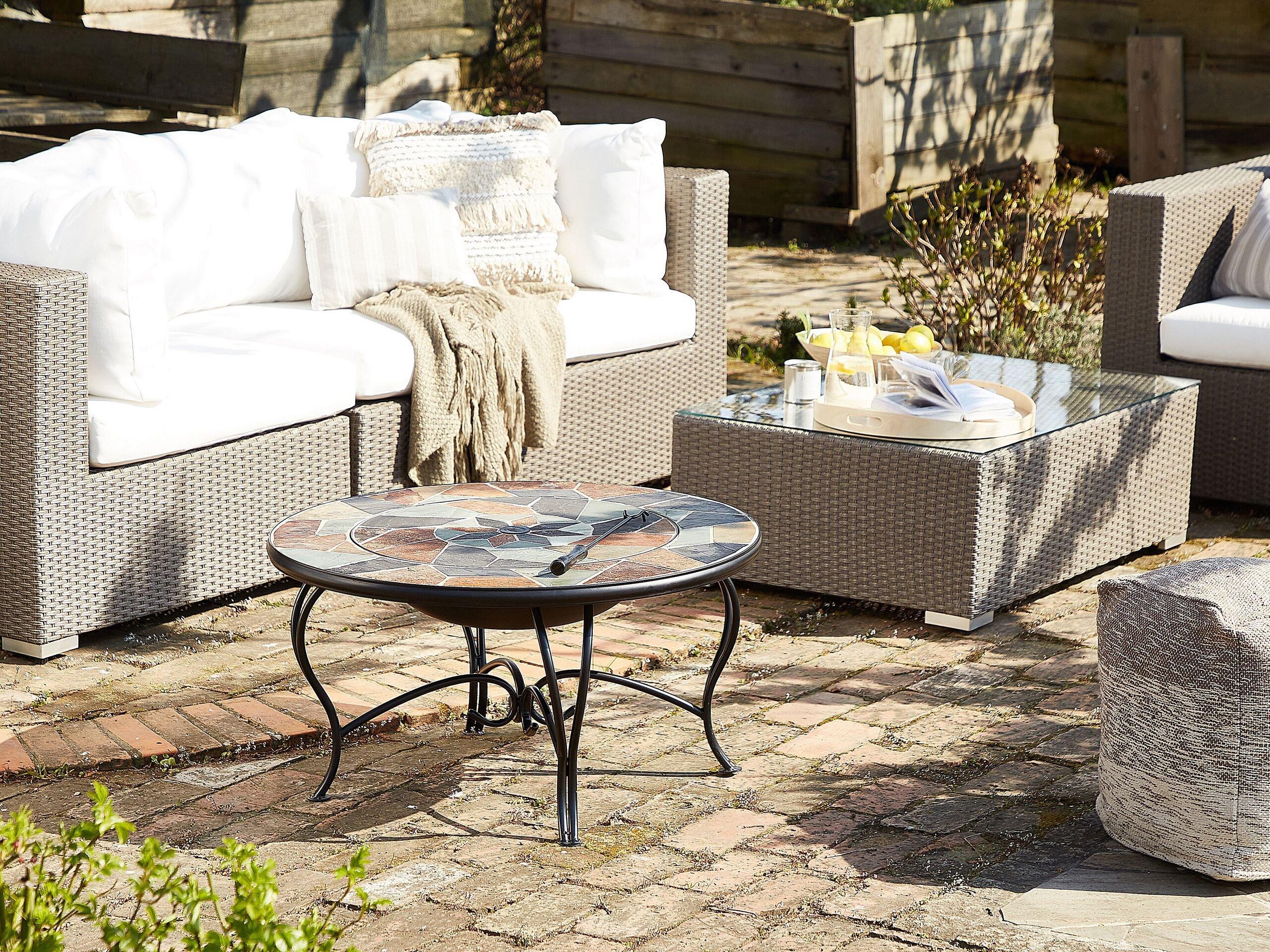 Beliani Grill-Feuerstelle aus Stahl EREBUS  