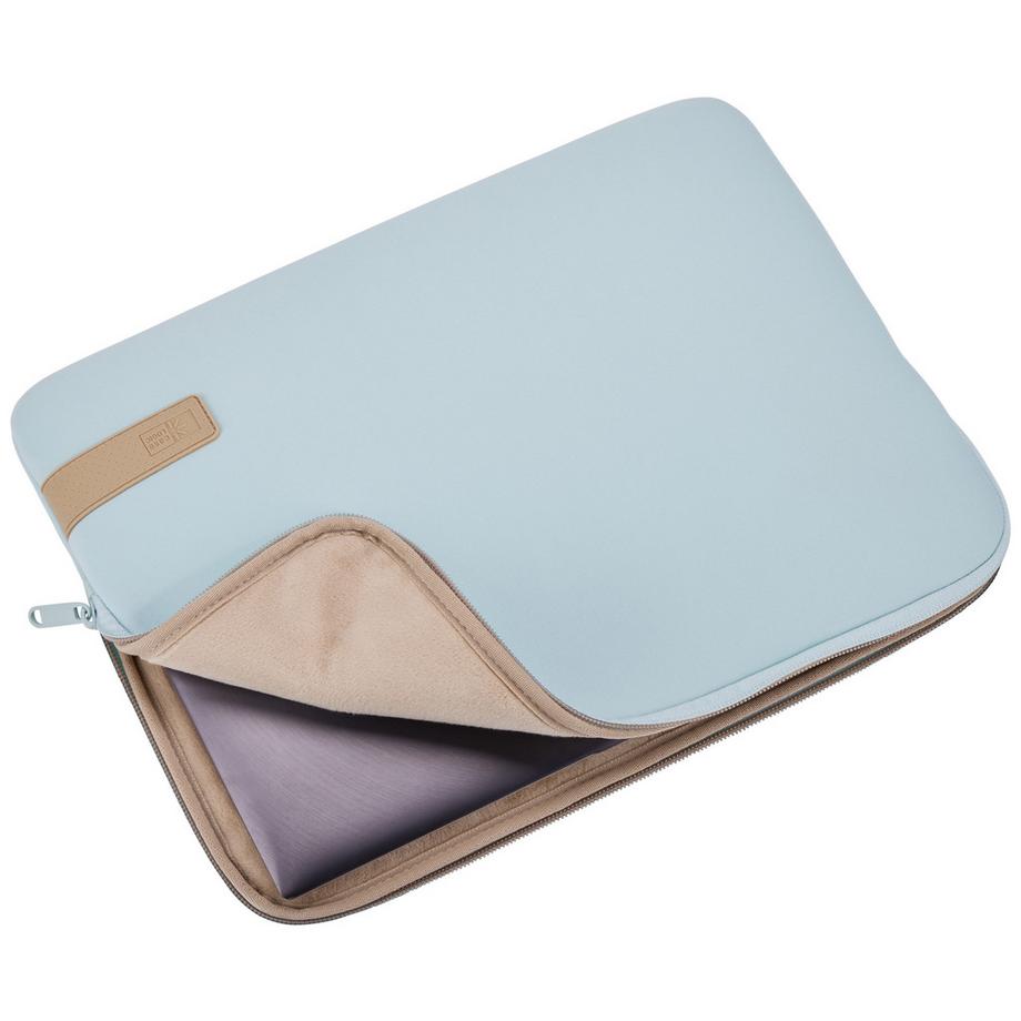 CaseLogic  Reflect Laptop Sleeve 