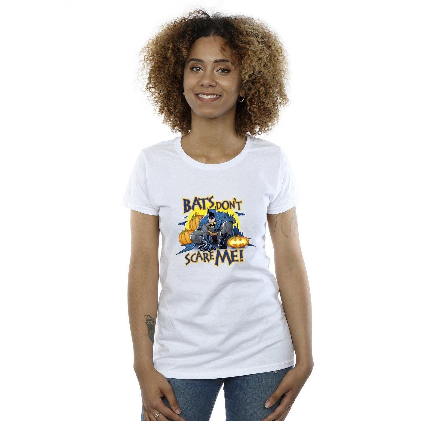 DC COMICS  Bats Don't Scare Me TShirt 