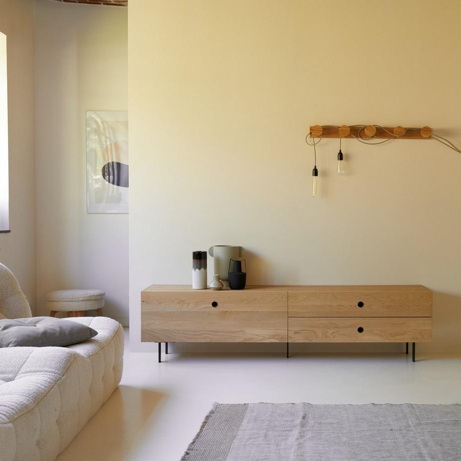 Tikamoon TV Schrank aus massivem Eichenholz 200 cm Jeanne  