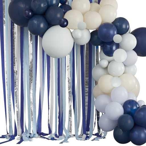 Ginger Ray  Luftschlangen & Luftballonbogen-Hintergrund in Blau, Creme und Silber 