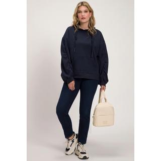 Ulla Popken  Sweat-shirt oversize à manches longues, poche kangourou et col montant 