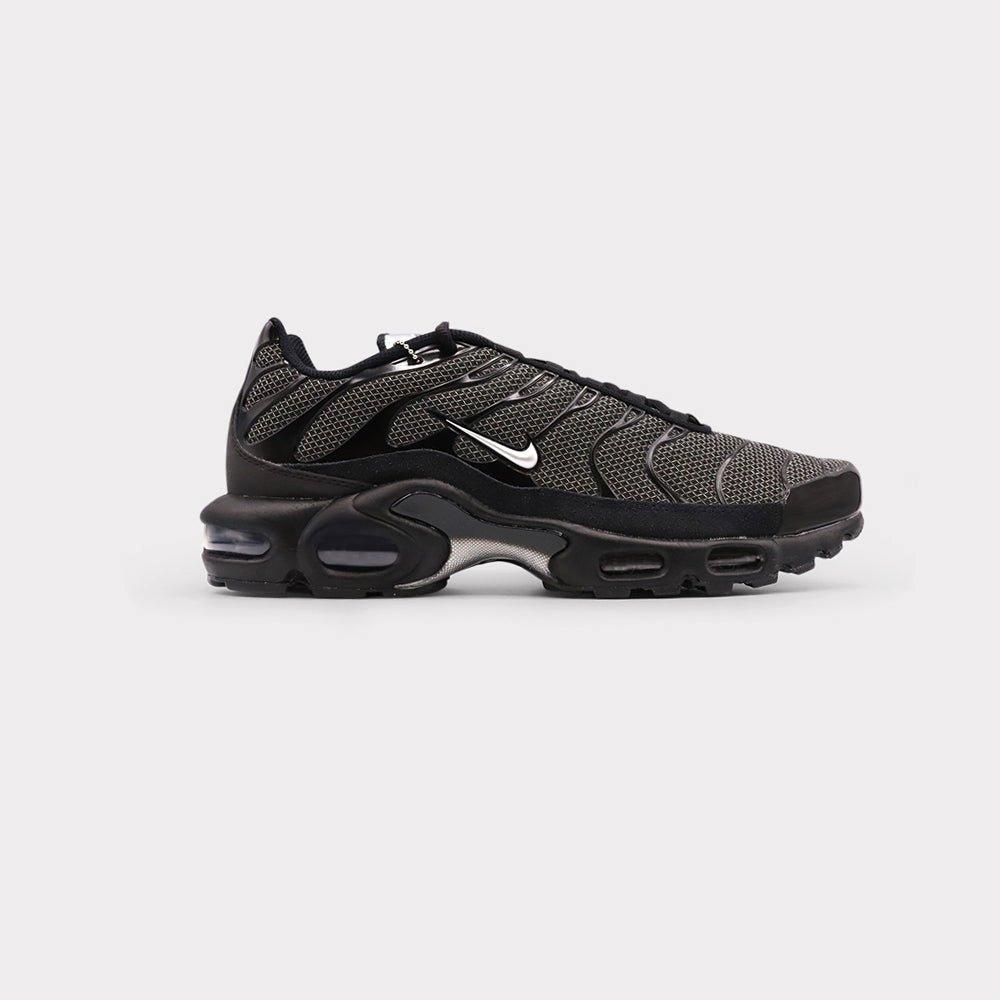 NIKE  Air Max Plus - Black Silver 