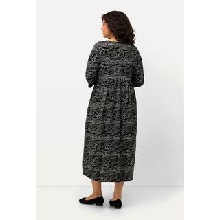 Ulla Popken  Robe en jersey, motif vagues. Encolure carrée et manches 3/4. Silhouette en A. 