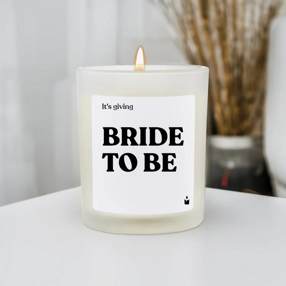 CandleHand Duftkerze Flowery It's giving bride to be  