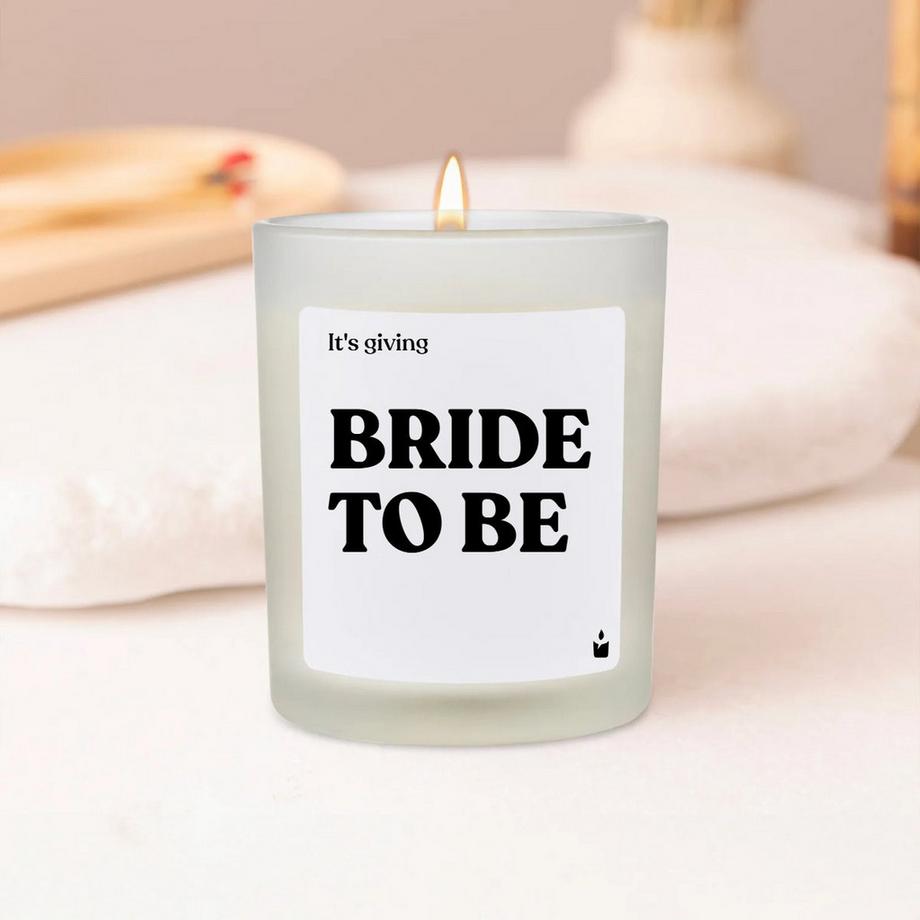 CandleHand Duftkerze Flowery It's giving bride to be  