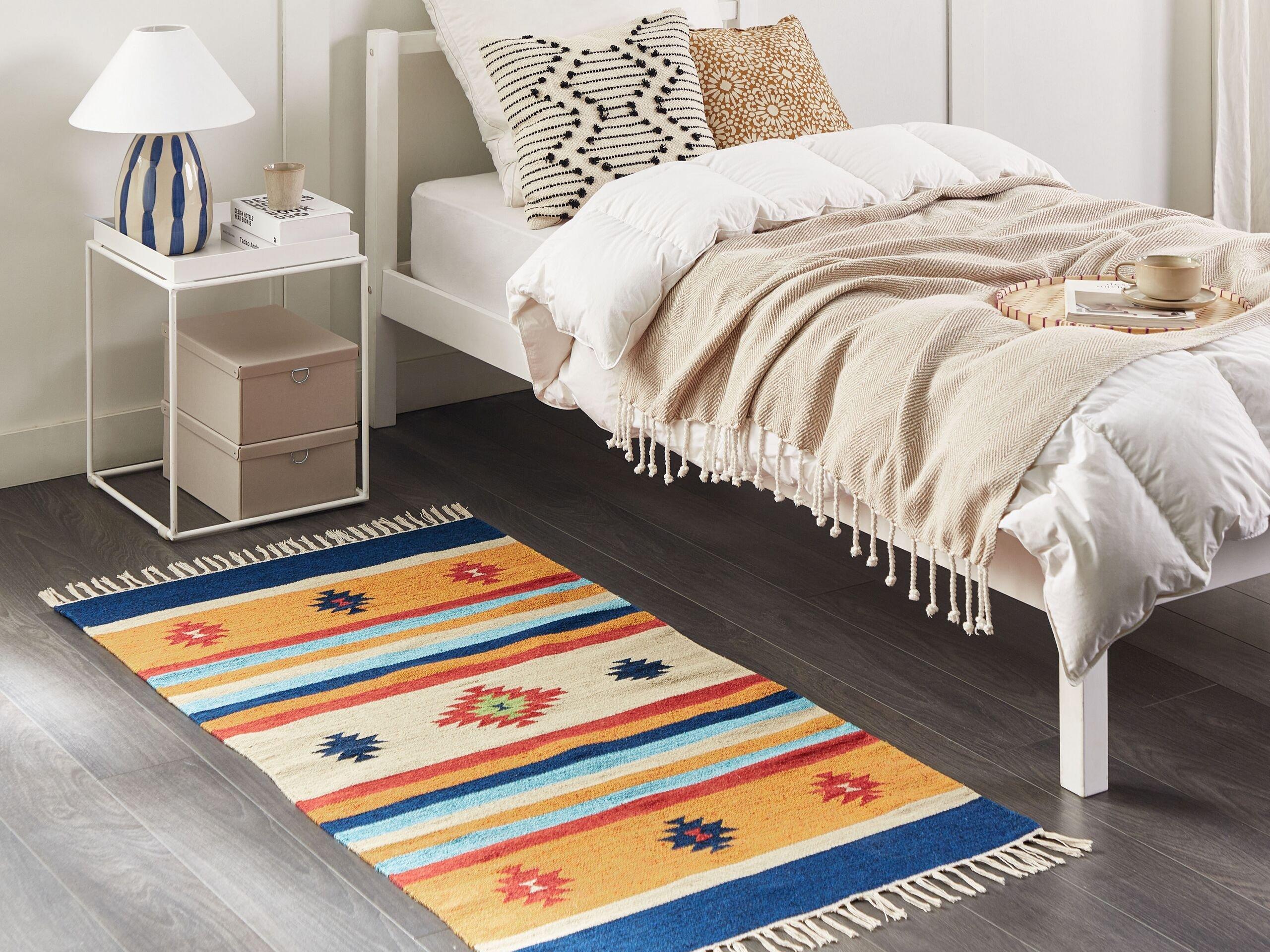 Beliani Tapis en Coton Traditionnel TARONIK  