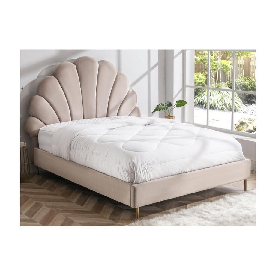 Vente-unique Bett mit Kopfteil in Muschelform + Matratze - 160 x 200 cm - Samt - Beige - LIVAYA  