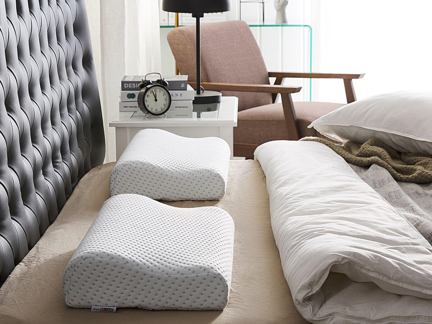 Beliani KANGTO Oreiller en Polyester à Mémoire de Forme  