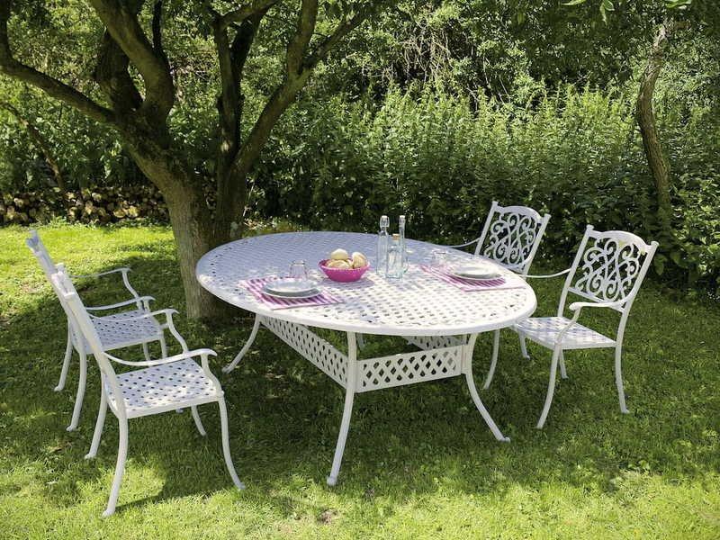 mutoni Table de jardin ovale Ivrea 200x152  