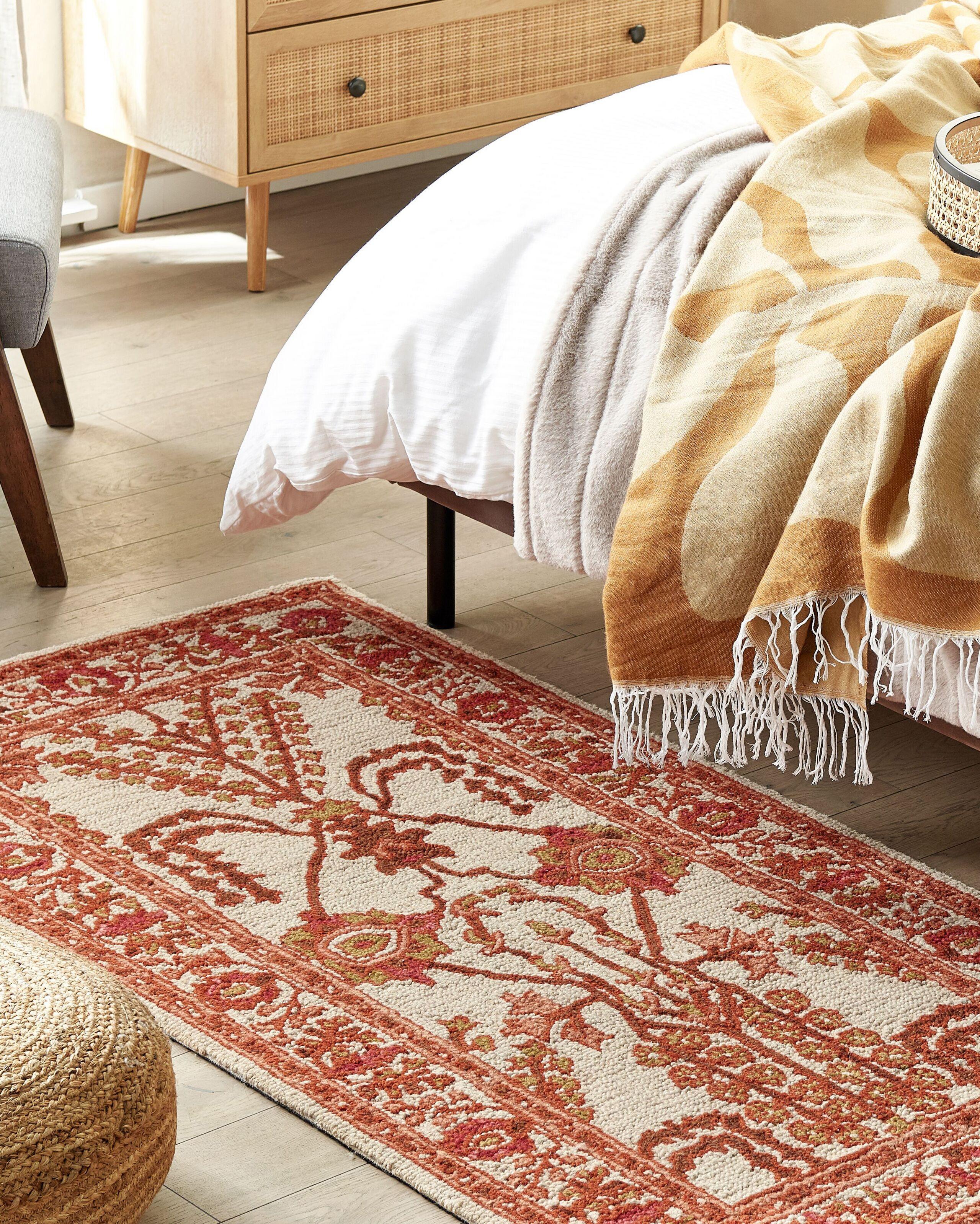 Beliani Tapis en Laine Traditionnel ADILCEVAZ  