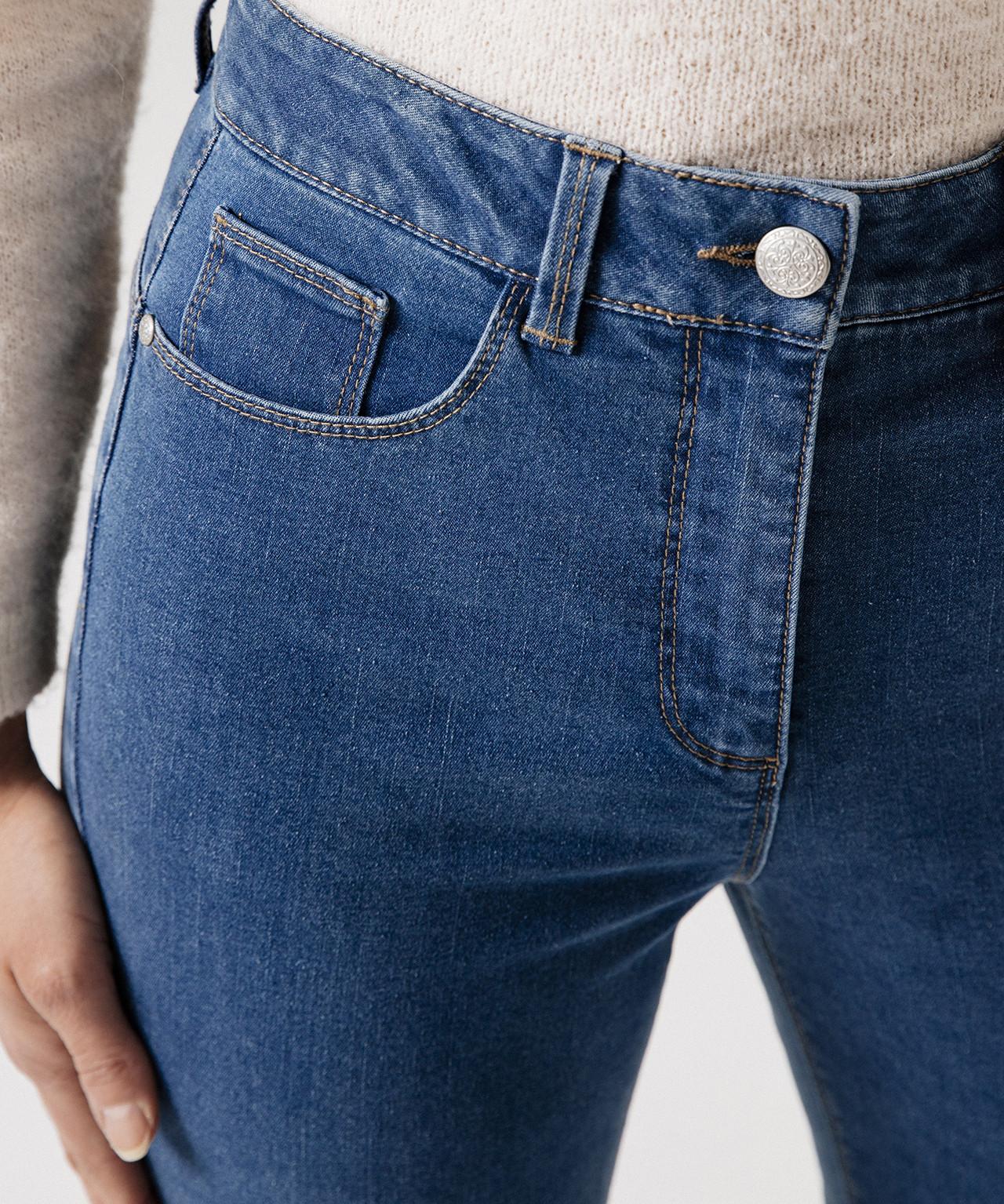 Damart  Jean taille haute Perfect Fit by  2 statures. 