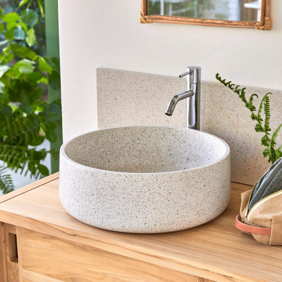 Tikamoon Rundes Waschbecken aus Premium-Terrazzo White Milos  