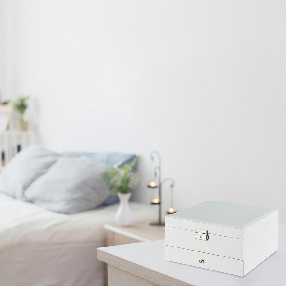 B2X  Schmuckaufbewahrung mit 3 Ebenen 