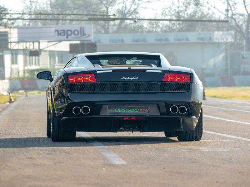 Smartbox  1 avventura su pista in Ferrari e Lamborghini - Cofanetto regalo 