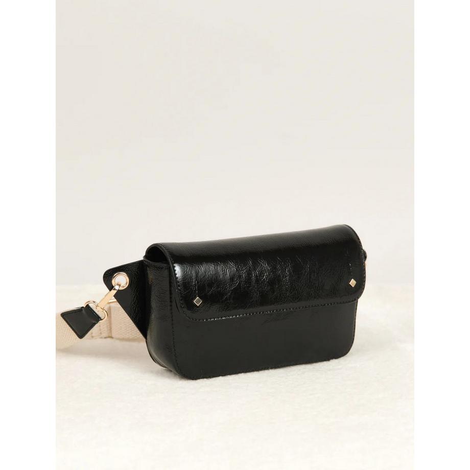 Maradji Emilie Borsa a Tracolla  