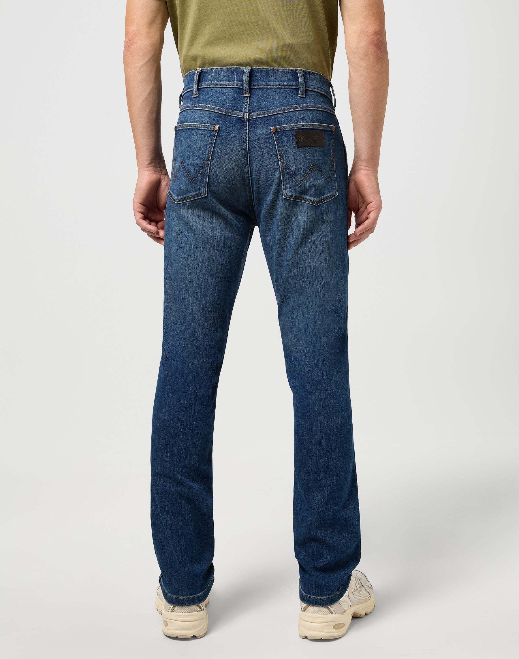 Wrangler Larston Slim Tapered Jeans  