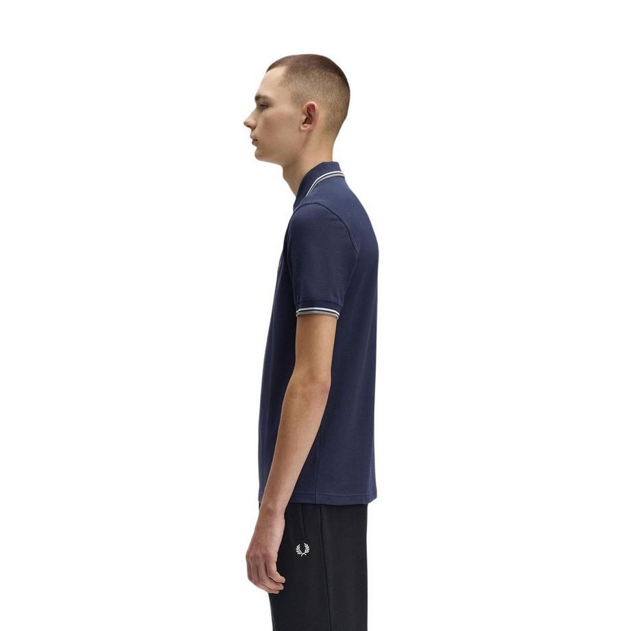 FRED PERRY Poloshirt mit Kontrastkragen und Ärmelbündchen  