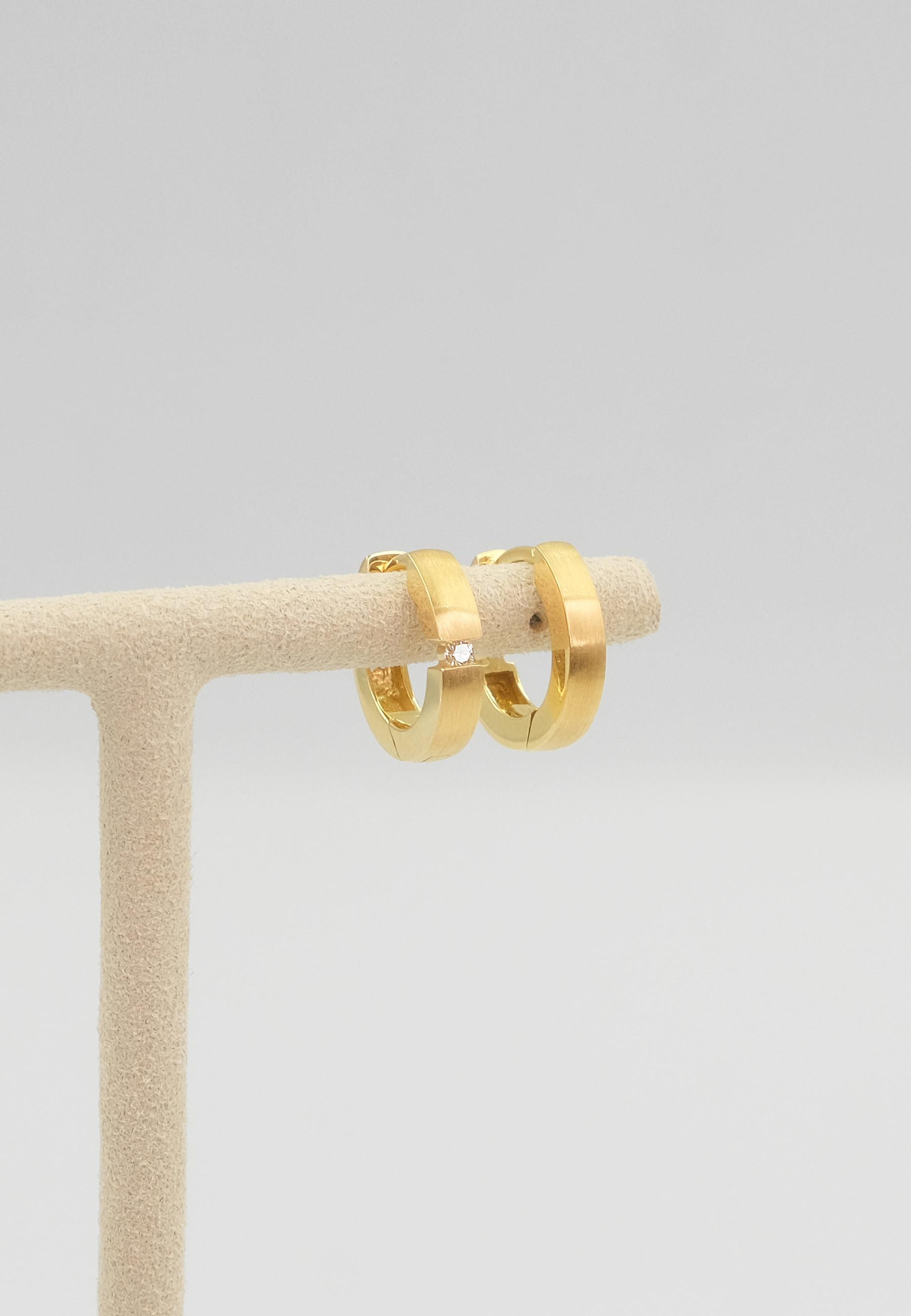 MUAU Schmuck  Creolen Gelbgold 750 Diamant 0.05ct. 13mm 