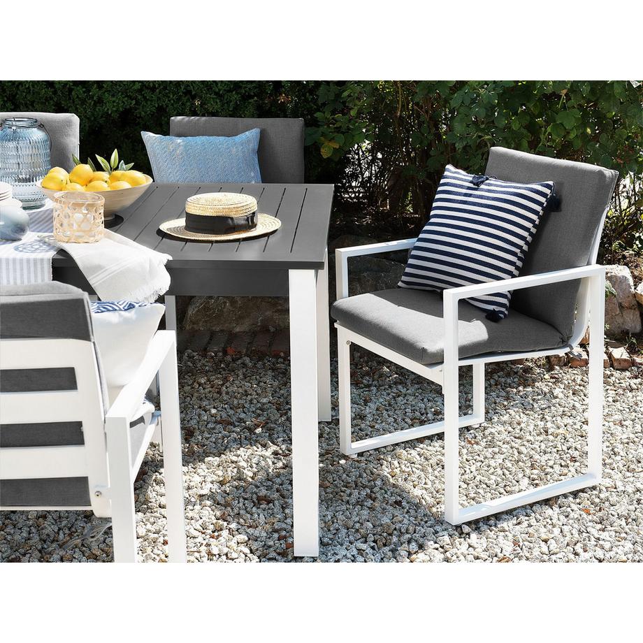 Beliani Set da pranzo per 6 persone en Alluminio Moderno PANCOLE  