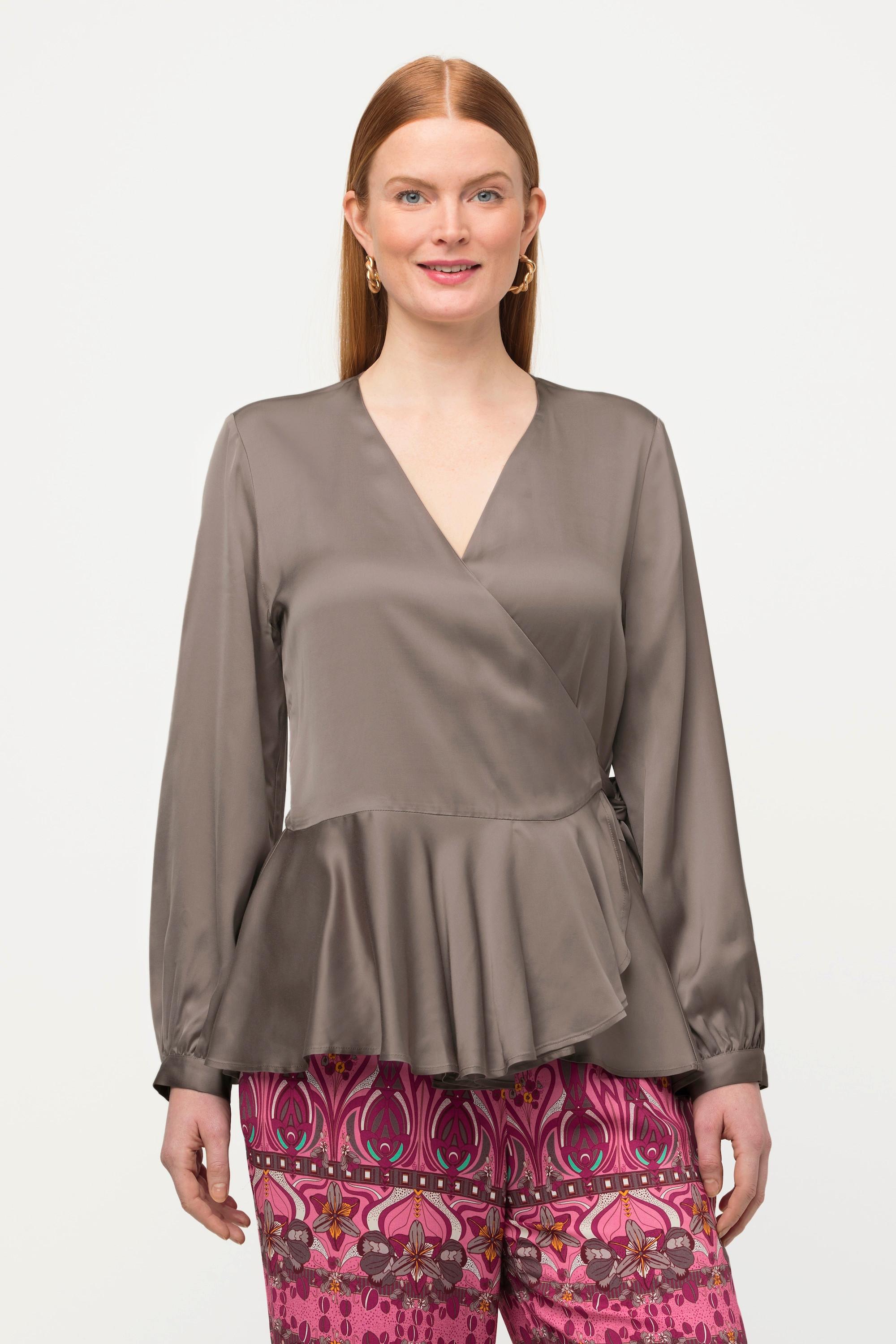 Ulla Popken  Blusa di raso con volant, incrocio, scollo a V e maniche lunghe 