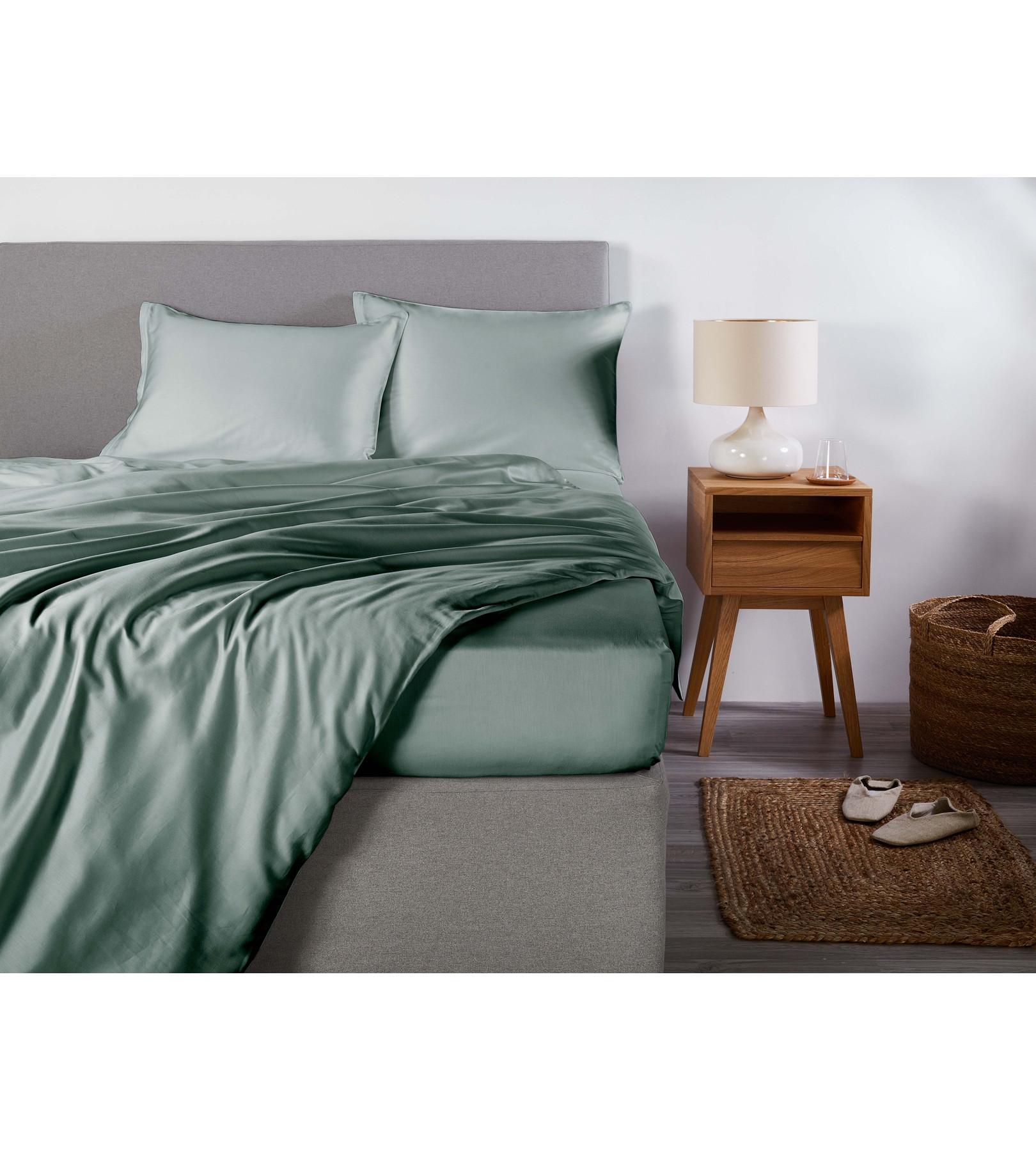 Living Home Uni Satin 100 Duvetbezug  