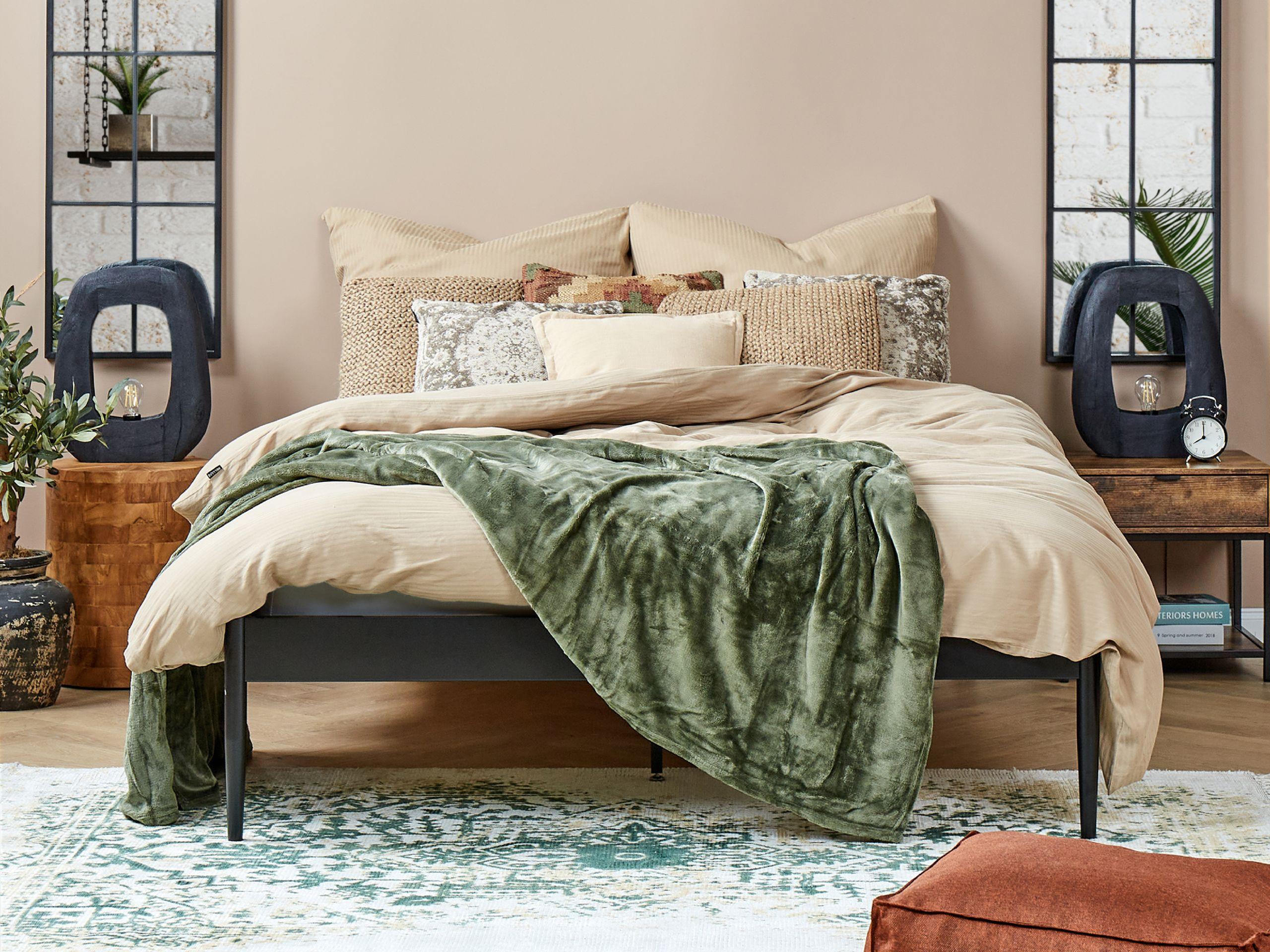 Beliani Avondale Classico Set Copripiumino in Raso di Cotone  