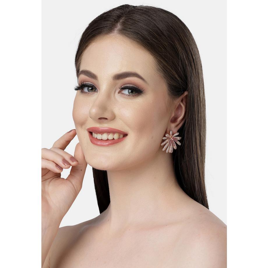 AVANT-GARDE PARIS  Collection Diva Studs marguerite en zirconia 