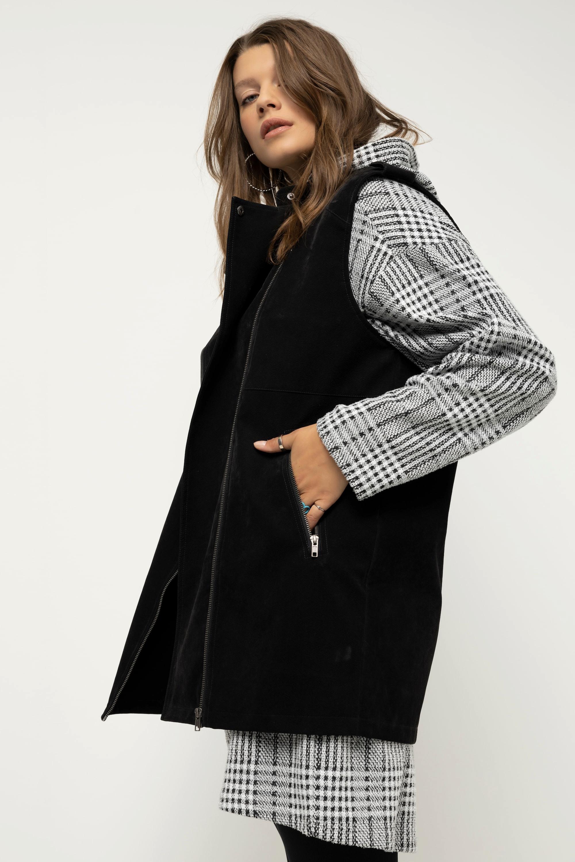 Studio Untold  Gilet di similpelle in stile biker dal taglio oversize con collo alto e zip 