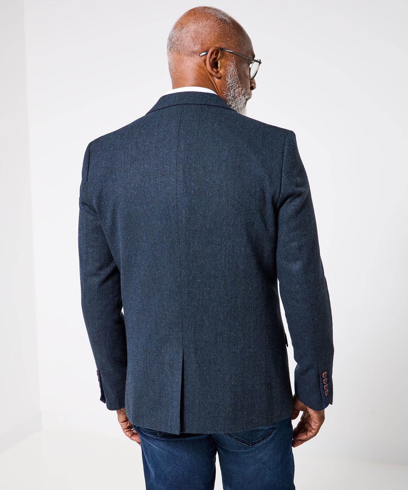 Joe Browns Klassischer Fischgrät Blazer mit stilvollen Details  