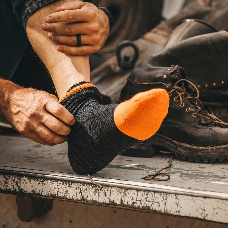 Darn Tough Vermont  Darn Tough Chaussettes Homme Bottes Travail Mérinos Coussinées Résistantes 