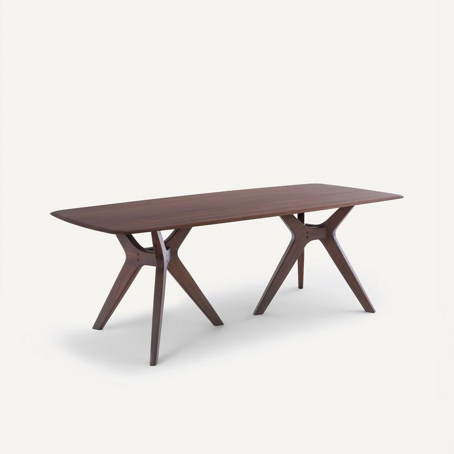 Table rectangulaire en noyer massif