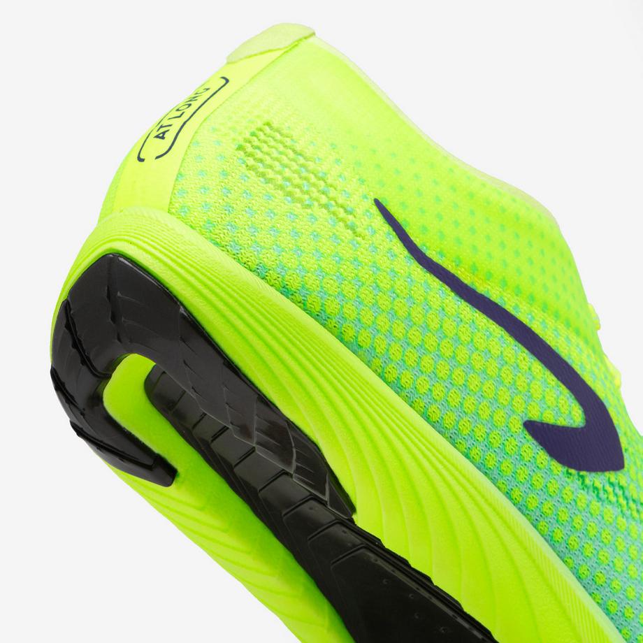 KIPRUN AT LONG 900 Chaussures d'athlétisme pointes longue distance  