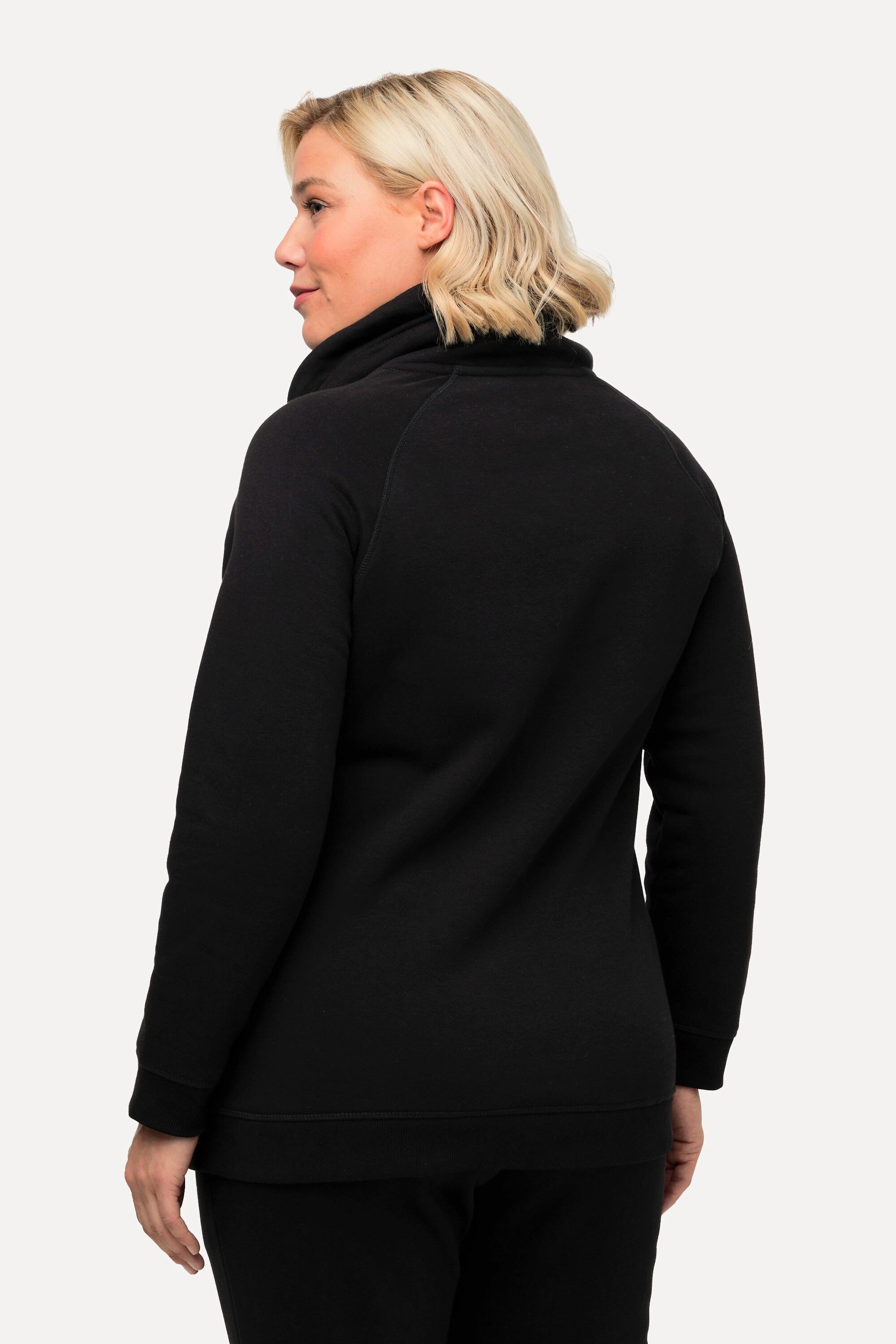 Ulla Popken  Sweat-shirt à col montant et évasé. Poches et manches raglan. 