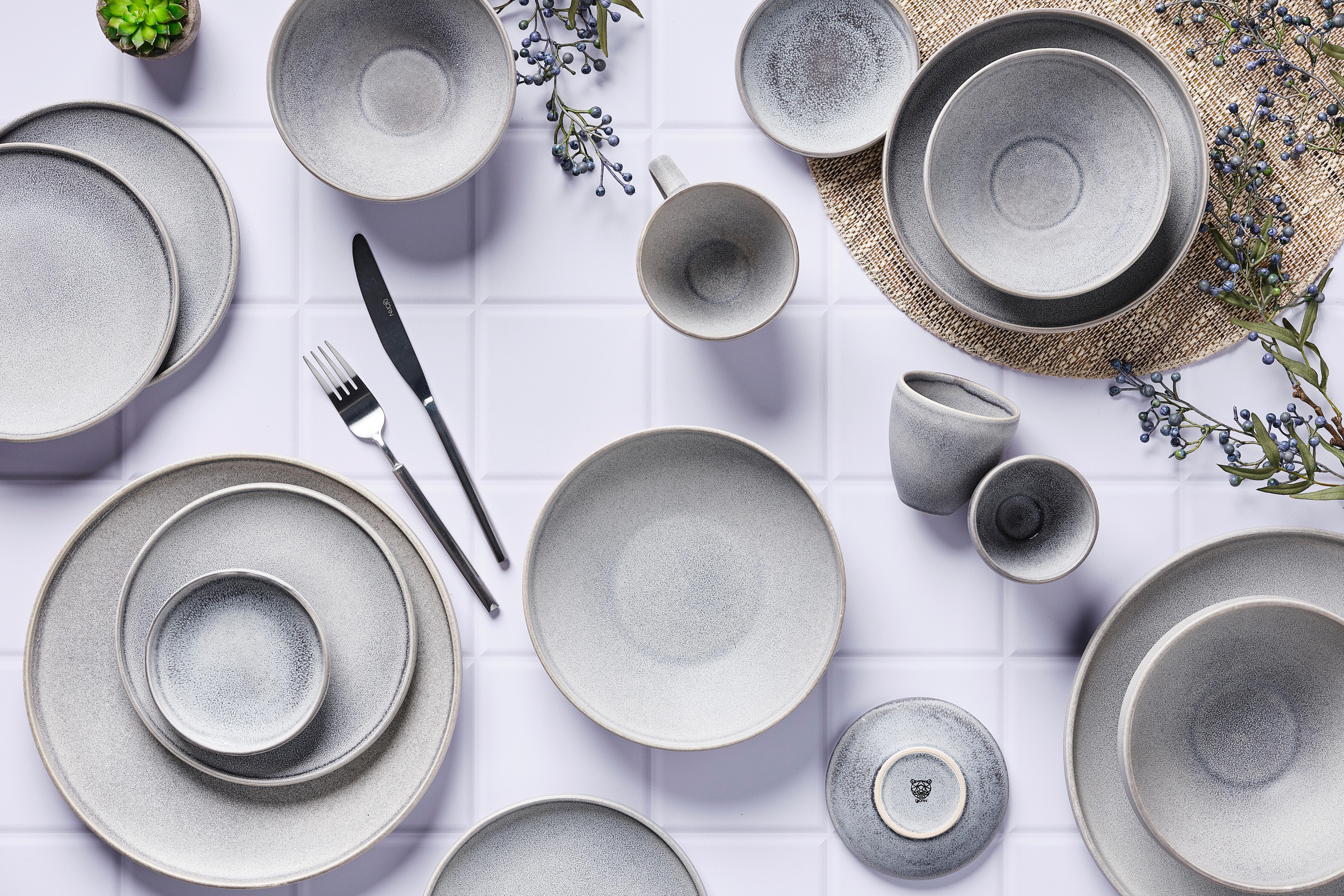 BJÖRN Set stoviglie STONE - 18 pezzi - grigio luna  