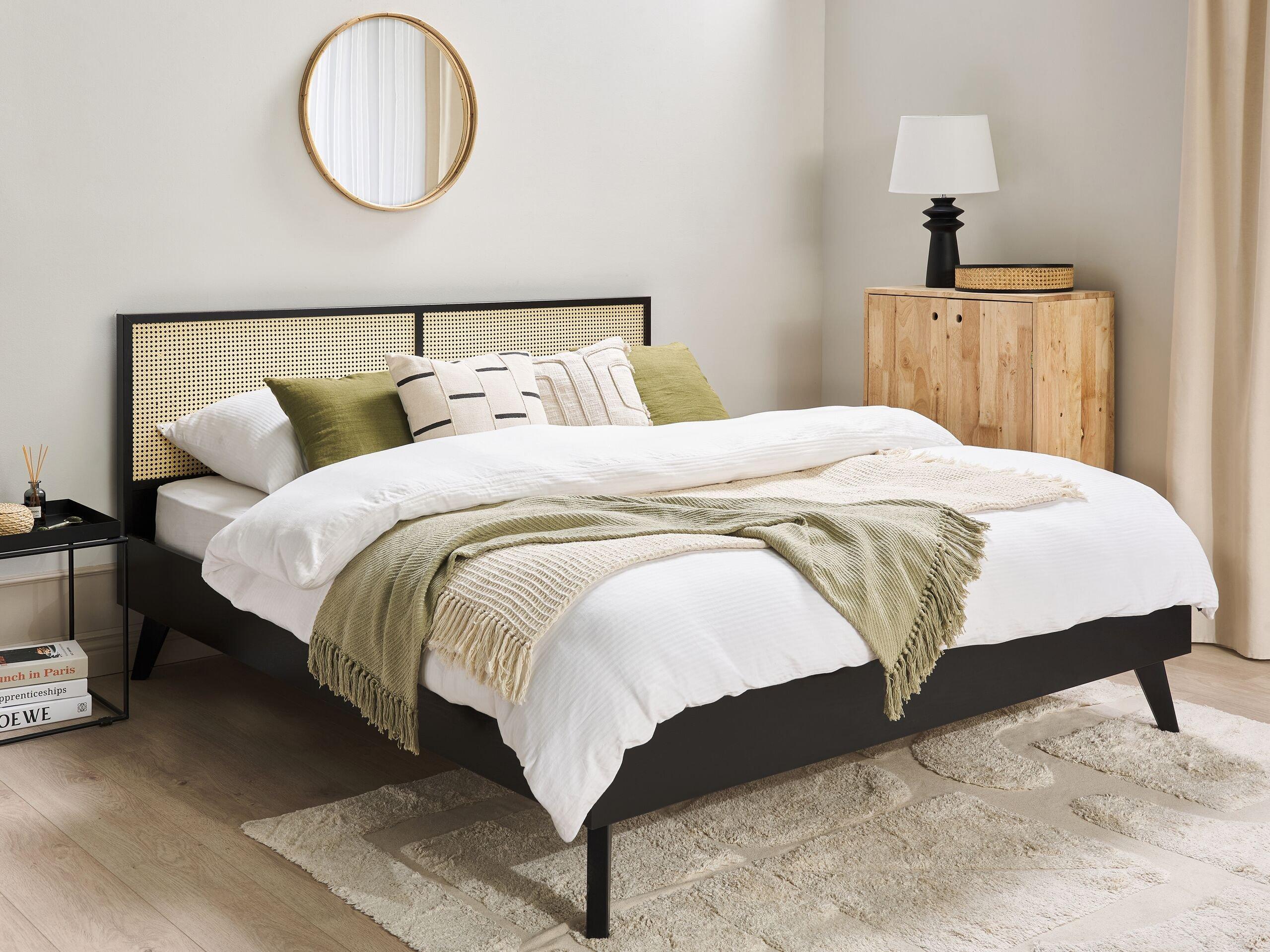 Beliani Letto con rete a doghe en Rattan Boho MONPAZIER  