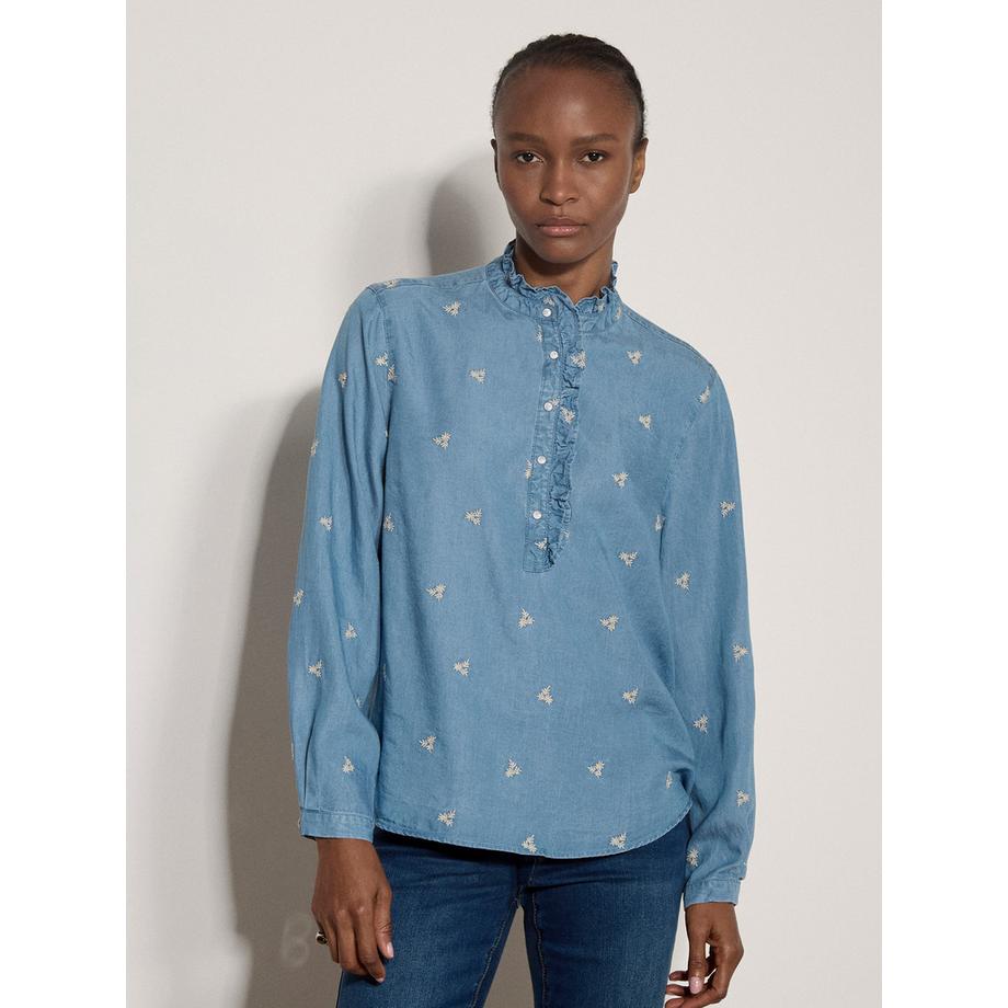 APRICOT  Blouse en jean brodée de petits motifs floraux 