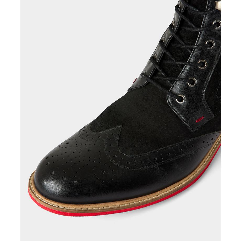 Joe Browns Lederstiefel mit Sohle und Schnürung  