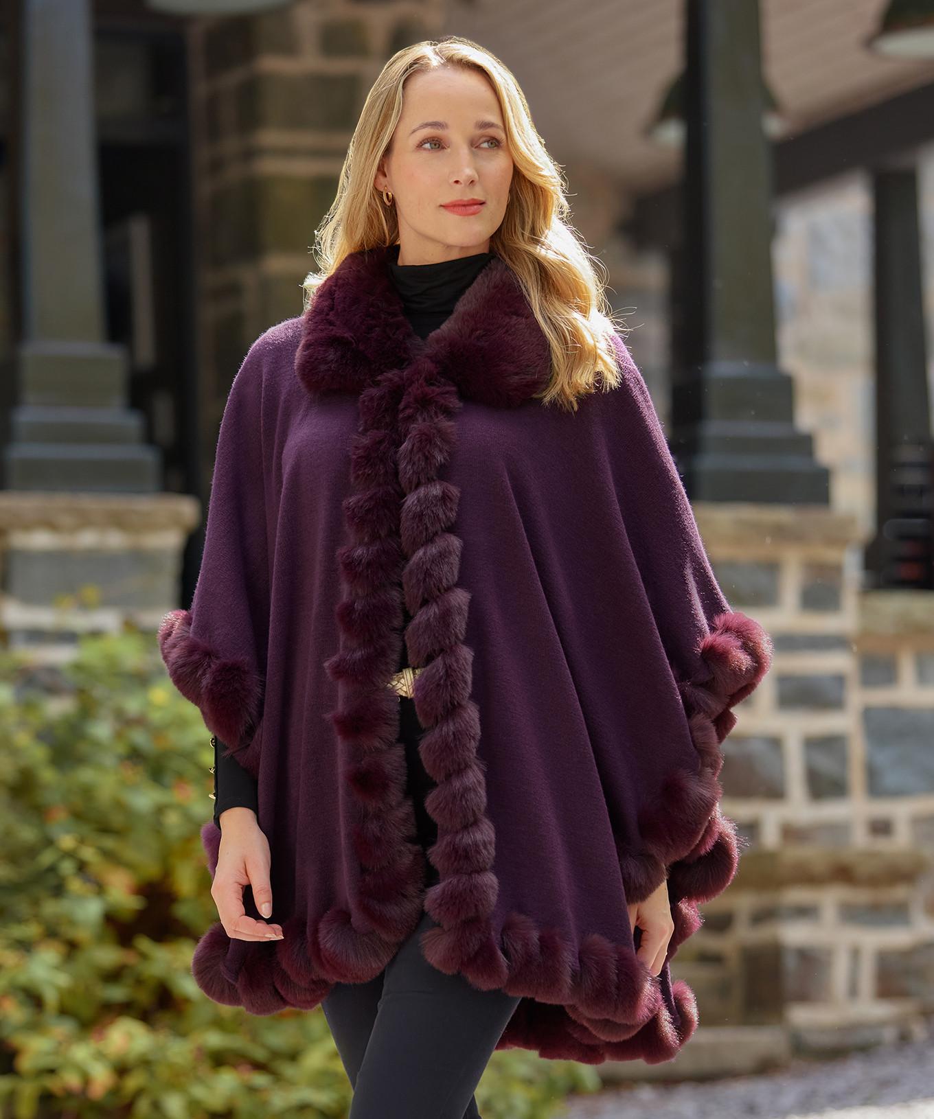 Joe Browns Cape mit Kunstpelzkragen und Besatz  