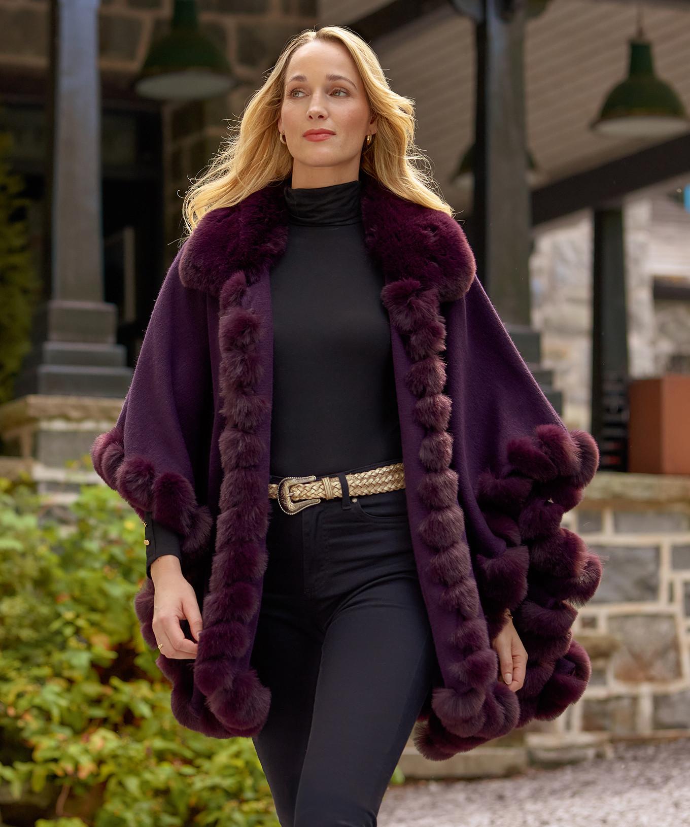 Joe Browns Cape mit Kunstpelzkragen und Besatz  