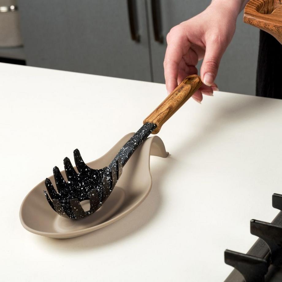 NAVA  Tapis en silicone : Gardez le plan de travail propre pendant la cuisson 