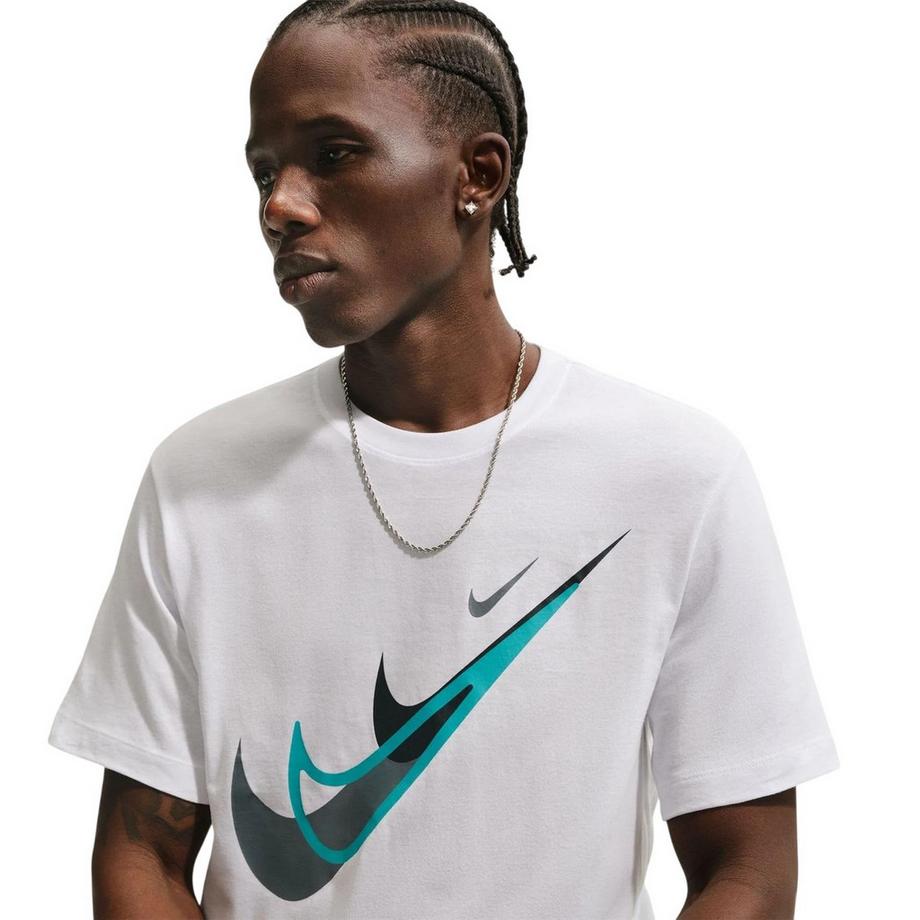 NIKE Swoosh T-Shirt  