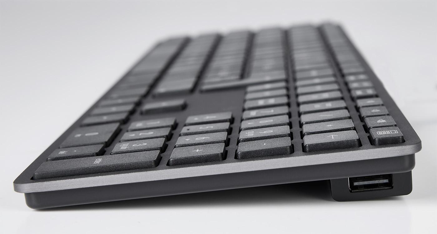 LMP  Large Font USB Keyboard 110 keys wired USB keyboard with 2x USB and aluminum upper cover Swiss s 