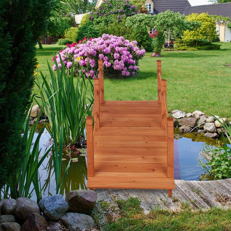 B2X  Holzbrücke über Teich mit Geländer 