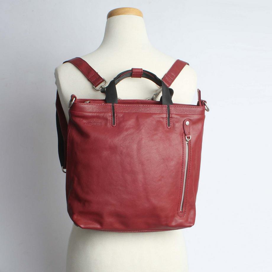 Margelisch Ebu 1 Leder Rucksack Umhängetasche 2-in-1  